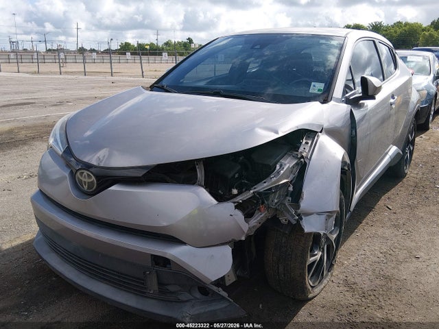 NMTKHMBX2JR032514 Toyota C-HR XLE