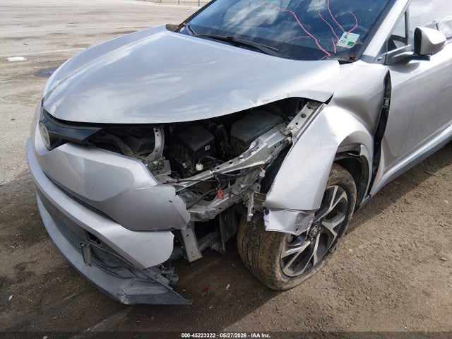 NMTKHMBX2JR032514 Toyota C-HR XLE