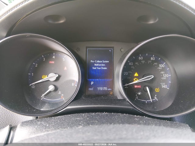 NMTKHMBX2JR032514 Toyota C-HR XLE