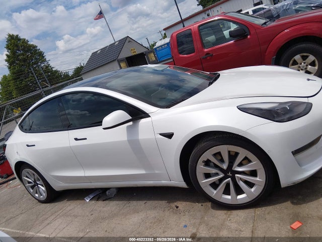 45223352 :رقم المزاد ، 5YJ3E1EB9NF123996 vin ، 2022 Tesla Model 3 Long Range Dual Motor All-wheel Drive مزاد بيع