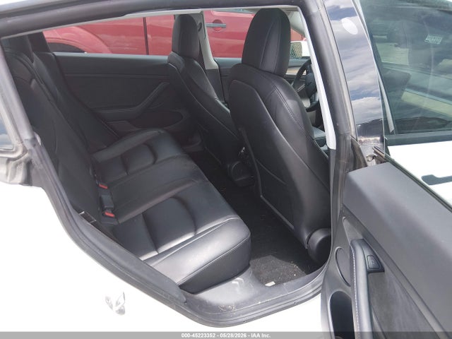 45223352 :رقم المزاد ، 5YJ3E1EB9NF123996 vin ، 2022 Tesla Model 3 Long Range Dual Motor All-wheel Drive مزاد بيع