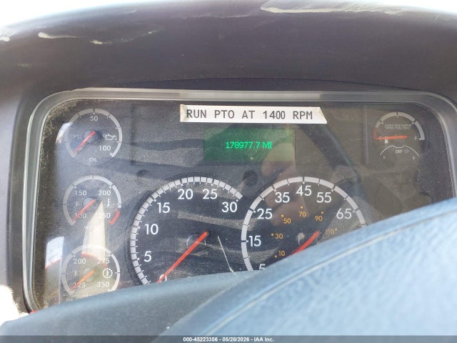Freightliner M2 106 2018 1FVACWFD8JHJR7855 Image 5