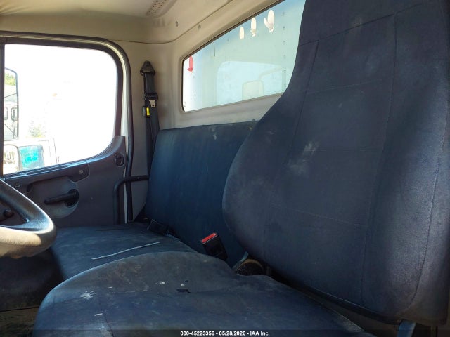Freightliner M2 106 2018 1FVACWFD8JHJR7855 Image 6
