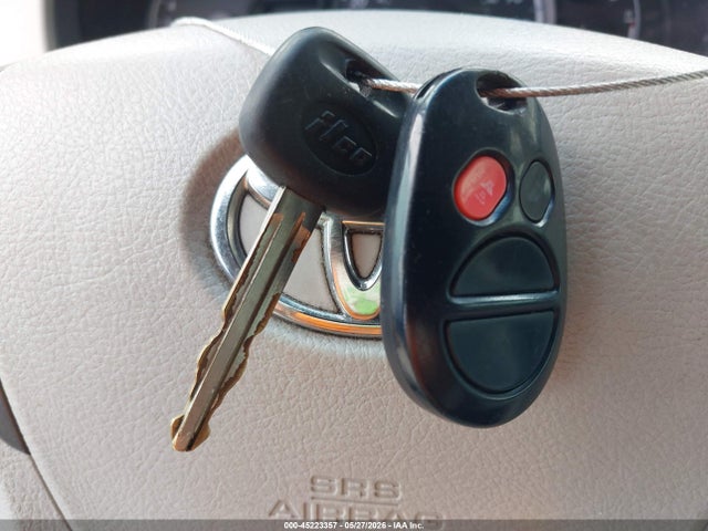 45223357 :رقم المزاد ، 5TDKK3DC7BS118829 vin ، 2011 Toyota Sienna Le V6 مزاد بيع