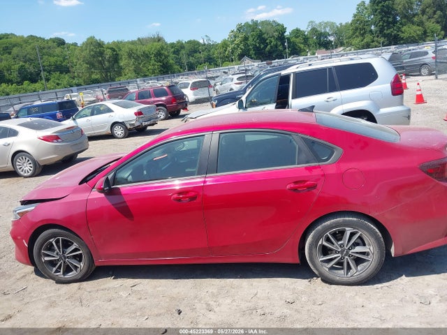 2022 Kia Forte Lxs მანქანა იყიდება აუქციონზე, vin: 3KPF24AD0NE432714, აუქციონის ნომერი: 45223369