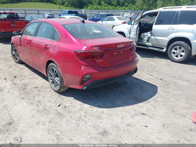 2022 Kia Forte Lxs მანქანა იყიდება აუქციონზე, vin: 3KPF24AD0NE432714, აუქციონის ნომერი: 45223369