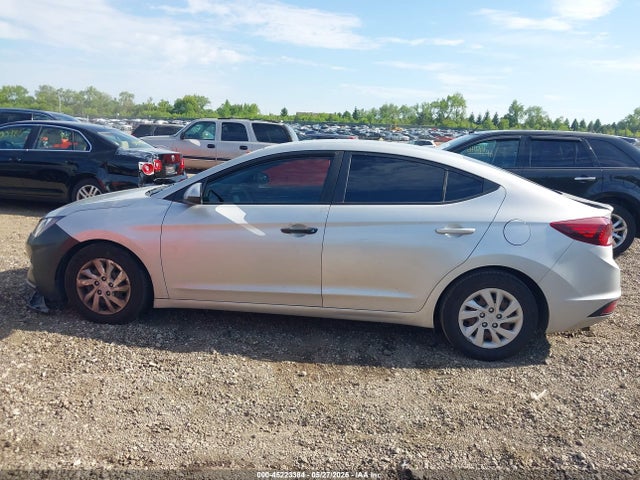 Продажа на аукционе авто 2019 Hyundai Elantra Se, vin: 5NPD74LF0KH447499, номер лота: 45223384