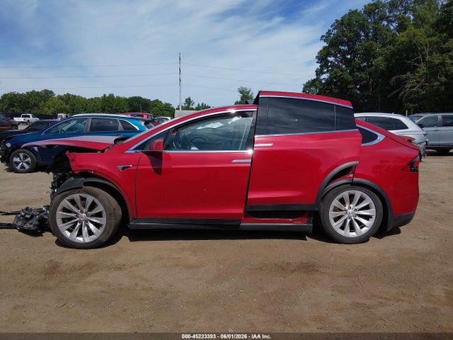 Auction sale of the 2018 Tesla Model X, vin: 5YJXCAE29JF116046, lot number: 45223393
