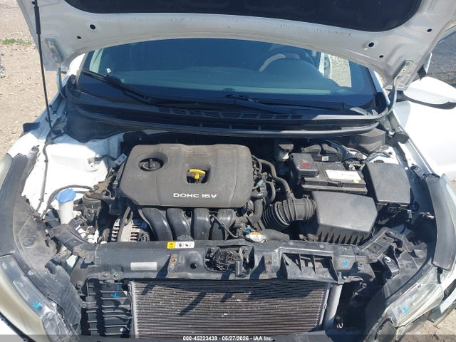 KIA FORTE LX 2017 3KPFK4A75HE022599 Image 10