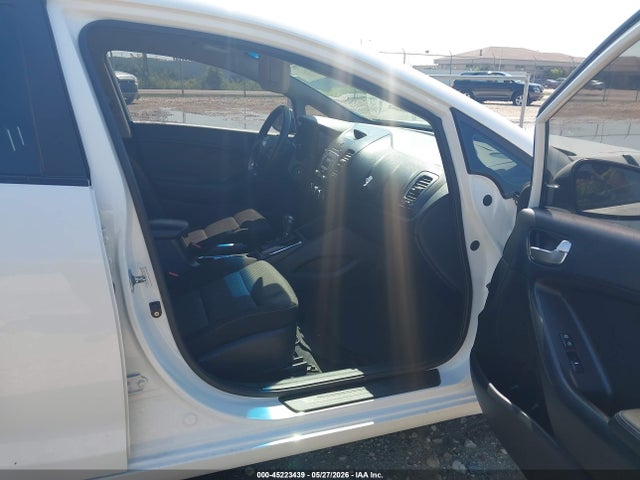 KIA FORTE LX 2017 3KPFK4A75HE022599 Image 5