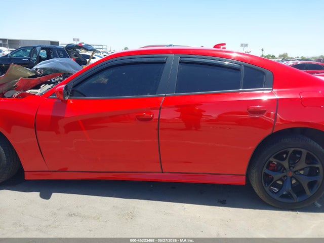 2C3CDXHG6KH678198 Dodge Charger Gt Rwd