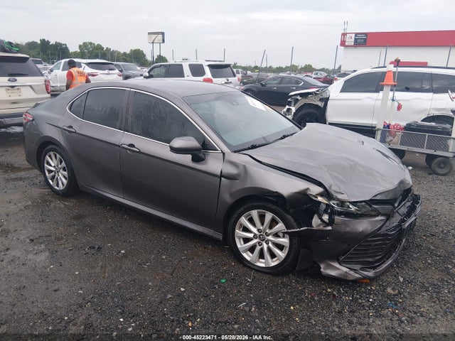 Aukcja sprzedaży 2018 Toyota Camry Le, vin: 4T1B11HK2JU594985, numer aukcji: 45223471