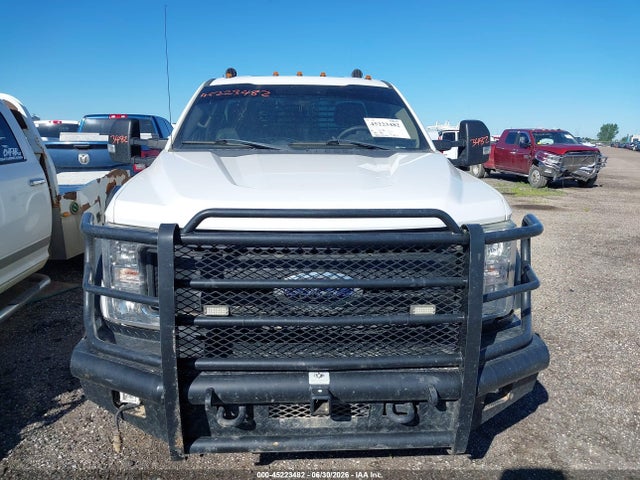 Ford F-450 Chassis Xl 2018 1FDUF4HT2JEC94796 Image 12