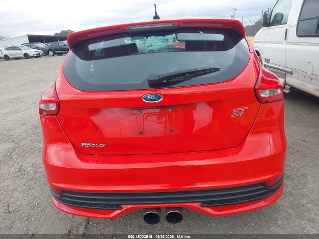 Ford FOCUS ST 2015 1FADP3L91FL306758 Image 16