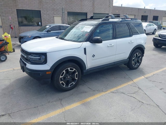 Ford Bronco Sport Outer Banks 2021 3FMCR9C69MRB21389 Image 2