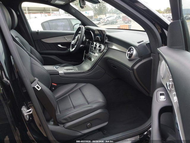 W1N0G8DB3MV263011 Mercedes-Benz Glc 300 Suv