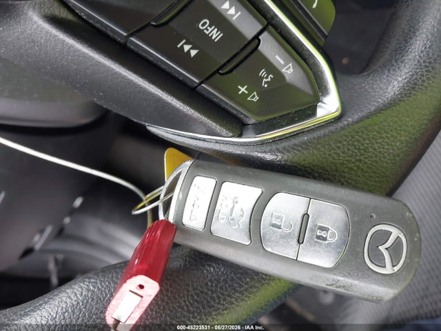 45223531 :رقم المزاد ، 3MZBN1U71HM144203 vin ، 2017 Mazda Mazda3 Sport مزاد بيع