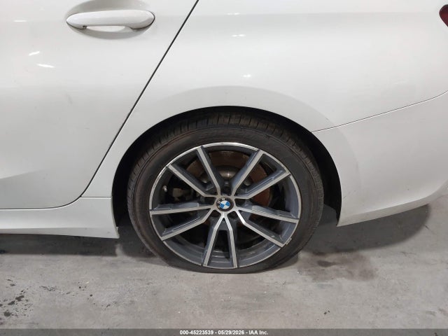 45223539 :رقم المزاد ، 3MW5R7J09L8B20731 vin ، 2020 Bmw 330i Xdrive مزاد بيع