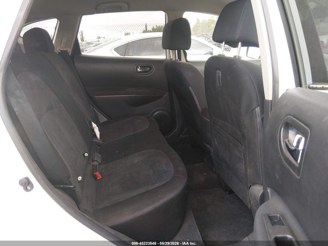 JN8AS5MT3FW671656 Nissan Rogue Select S
