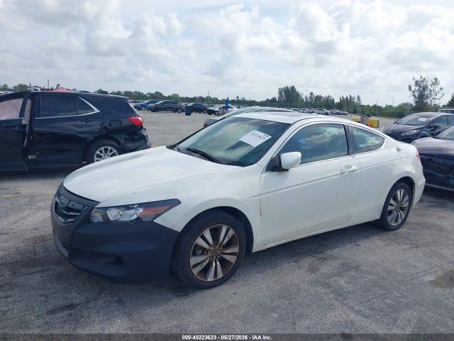 45223623 :رقم المزاد ، 1HGCS1B89BA012534 vin ، 2011 Honda Accord 2.4 Ex-l مزاد بيع