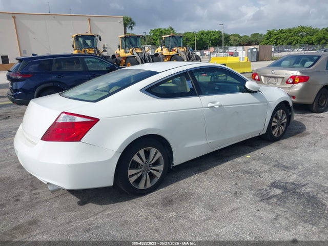 45223623 :رقم المزاد ، 1HGCS1B89BA012534 vin ، 2011 Honda Accord 2.4 Ex-l مزاد بيع