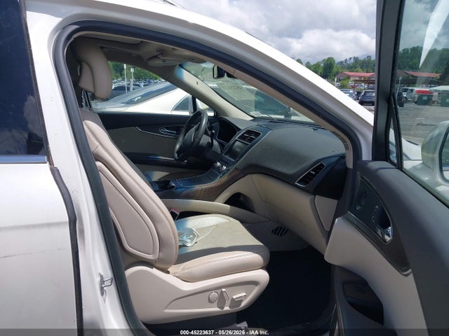 Продаж на аукціоні авто 2016 Lincoln Mkx Reserve, vin: 2LMTJ6LR8GBL33577, номер лоту: 45223637