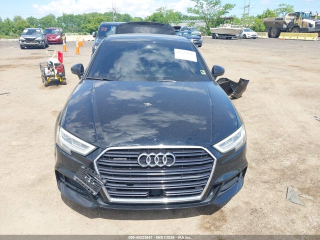 45223647 :رقم المزاد ، WAUKEGFF6KA119972 vin ، 2019 Audi A3 45 Premium مزاد بيع