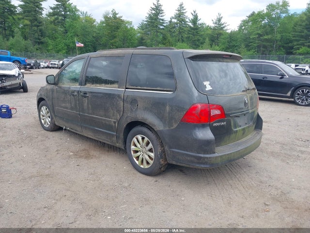 45223656 :رقم المزاد ، 2C4RVABG8CR391756 vin ، 2012 Volkswagen Routan Se مزاد بيع