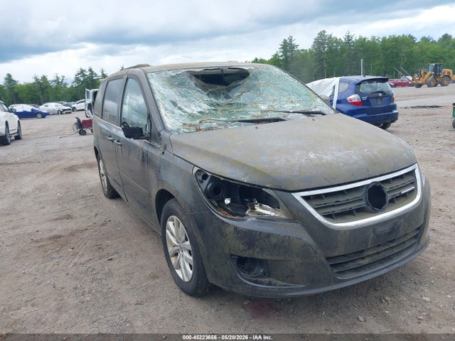 45223656 :رقم المزاد ، 2C4RVABG8CR391756 vin ، 2012 Volkswagen Routan Se مزاد بيع