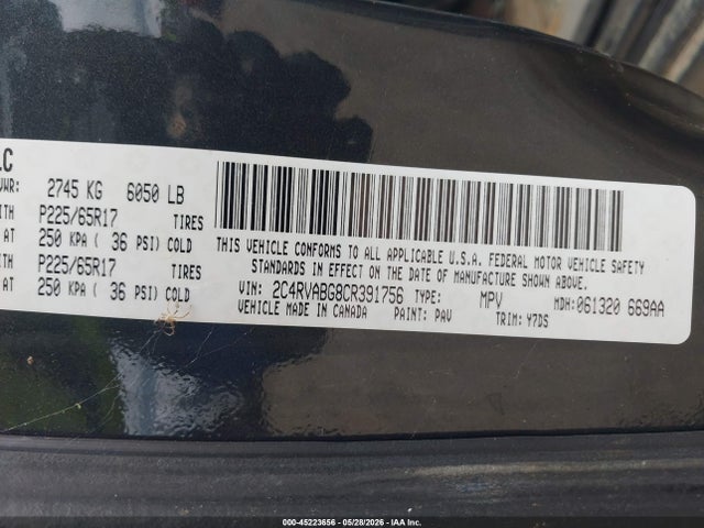 45223656 :رقم المزاد ، 2C4RVABG8CR391756 vin ، 2012 Volkswagen Routan Se مزاد بيع