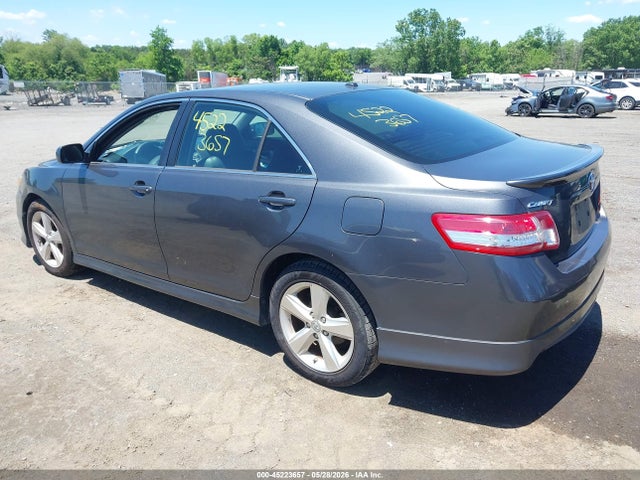 2011 Toyota Camry Se მანქანა იყიდება აუქციონზე, vin: 4T1BF3EK5BU639145, აუქციონის ნომერი: 45223657