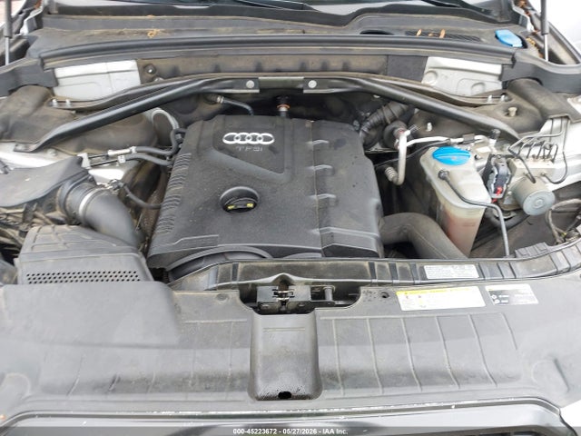 2014 Audi Q5 2.0t Premium მანქანა იყიდება აუქციონზე, vin: WA1LFAFP2EA081567, აუქციონის ნომერი: 45223672