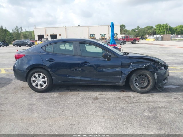 Продаж на аукціоні авто 2018 Mazda Mazda3 Sport, vin: 3MZBN1U76JM169247, номер лоту: 45223692