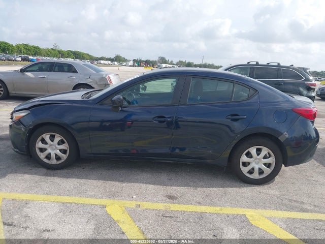 Продаж на аукціоні авто 2018 Mazda Mazda3 Sport, vin: 3MZBN1U76JM169247, номер лоту: 45223692