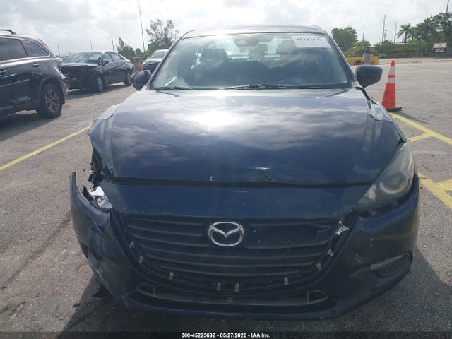 Продаж на аукціоні авто 2018 Mazda Mazda3 Sport, vin: 3MZBN1U76JM169247, номер лоту: 45223692