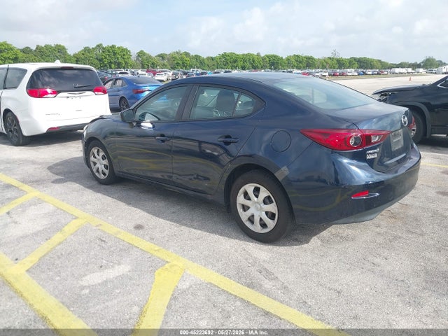 Продаж на аукціоні авто 2018 Mazda Mazda3 Sport, vin: 3MZBN1U76JM169247, номер лоту: 45223692