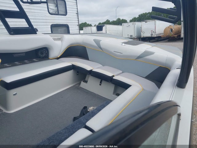 Moomba Other 2015 ISRME143L415 Image 8