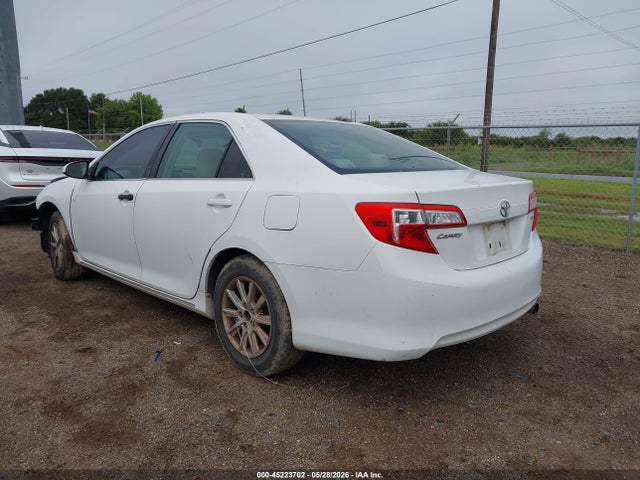 45223702 :رقم المزاد ، 4T1BF1FK5CU518720 vin ، 2012 Toyota Camry Le مزاد بيع
