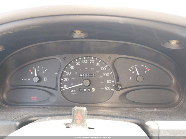 1998 Ford Escort Se მანქანა იყიდება აუქციონზე, vin: 1FAFP13P5WW164733, აუქციონის ნომერი: 45223705