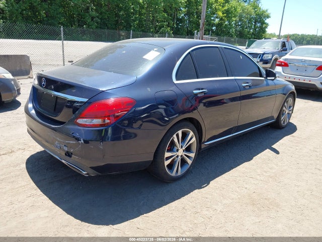 45223725 :رقم المزاد ، 55SWF4JB8FU050332 vin ، 2015 Mercedes-benz C 300 مزاد بيع