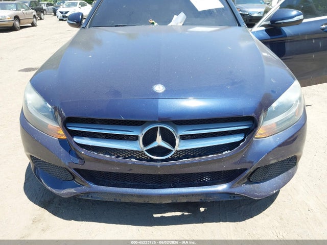 45223725 :رقم المزاد ، 55SWF4JB8FU050332 vin ، 2015 Mercedes-benz C 300 مزاد بيع