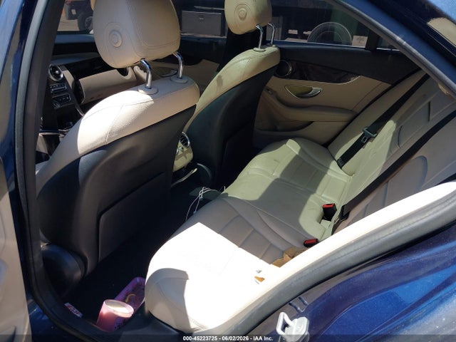 45223725 :رقم المزاد ، 55SWF4JB8FU050332 vin ، 2015 Mercedes-benz C 300 مزاد بيع