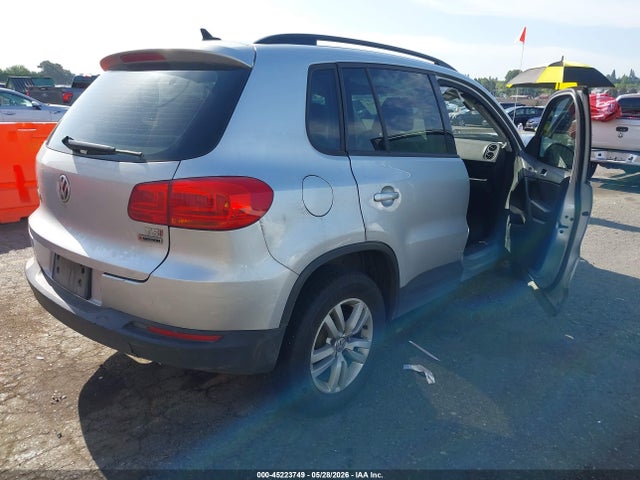 WVGBV7AX0HK024910 Volkswagen Tiguan 2.0t/2.0t S