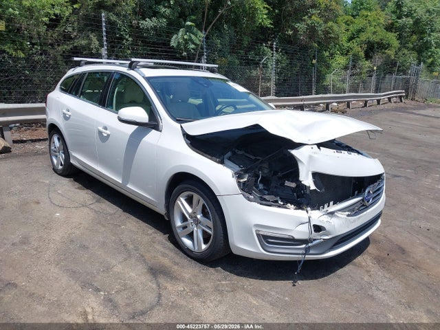 Продаж на аукціоні авто 2015 Volvo V60 T5 Premier, vin: YV140MEK6F1233431, номер лоту: 45223757