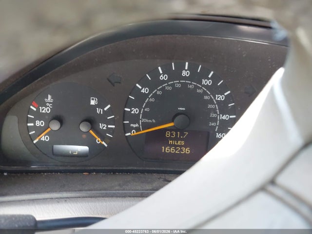 45223763 :رقم المزاد ، WDBLK65G41T062905 vin ، 2001 Mercedes-benz Clk 320 مزاد بيع