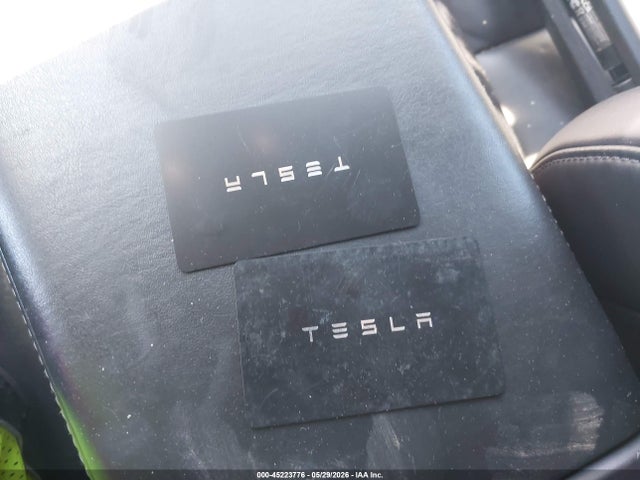 Tesla Model 3 Long Range/mid Range 2018 5YJ3E1EA8JF031117 Image 10