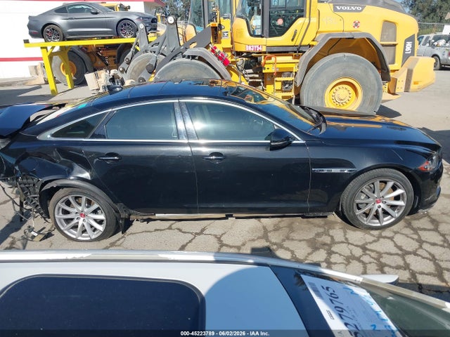SAJWA1C76K8W21478 Jaguar Xj R-sport