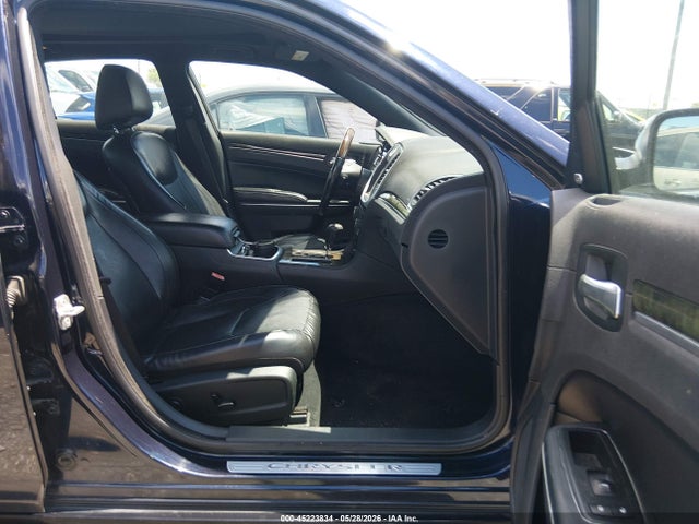 45223834 :رقم المزاد ، 2C3CA5CG7BH537368 vin ، 2011 Chrysler 300 Limited مزاد بيع