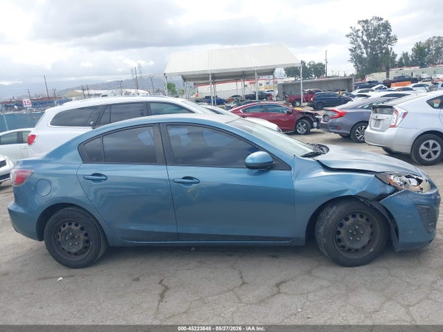 45223848 :رقم المزاد ، JM1BL1UG7B1362532 vin ، 2011 Mazda Mazda3 I Sport مزاد بيع