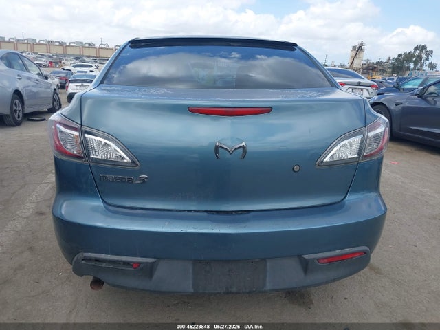 45223848 :رقم المزاد ، JM1BL1UG7B1362532 vin ، 2011 Mazda Mazda3 I Sport مزاد بيع